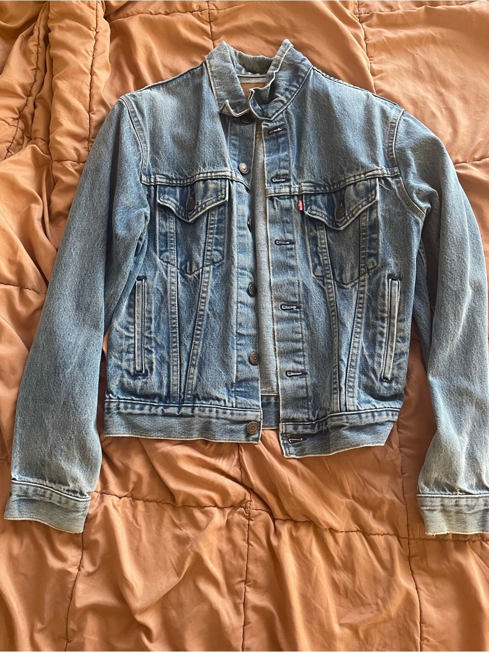 Levi’s vintage denim jacket women’s small/medium